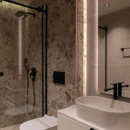 Hotel Garni Galeria 4*