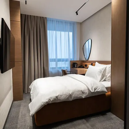 Garni Galeria Hotel 4*