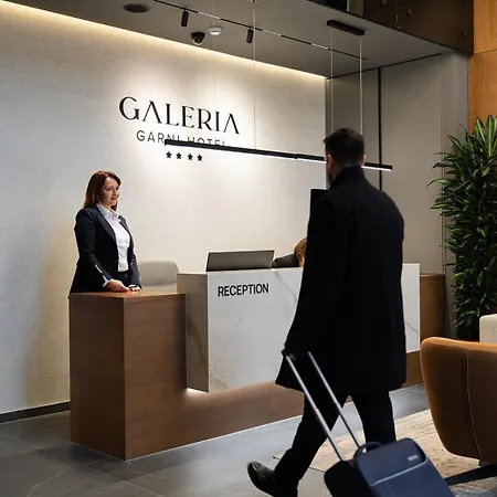 מלון Garni Galeria